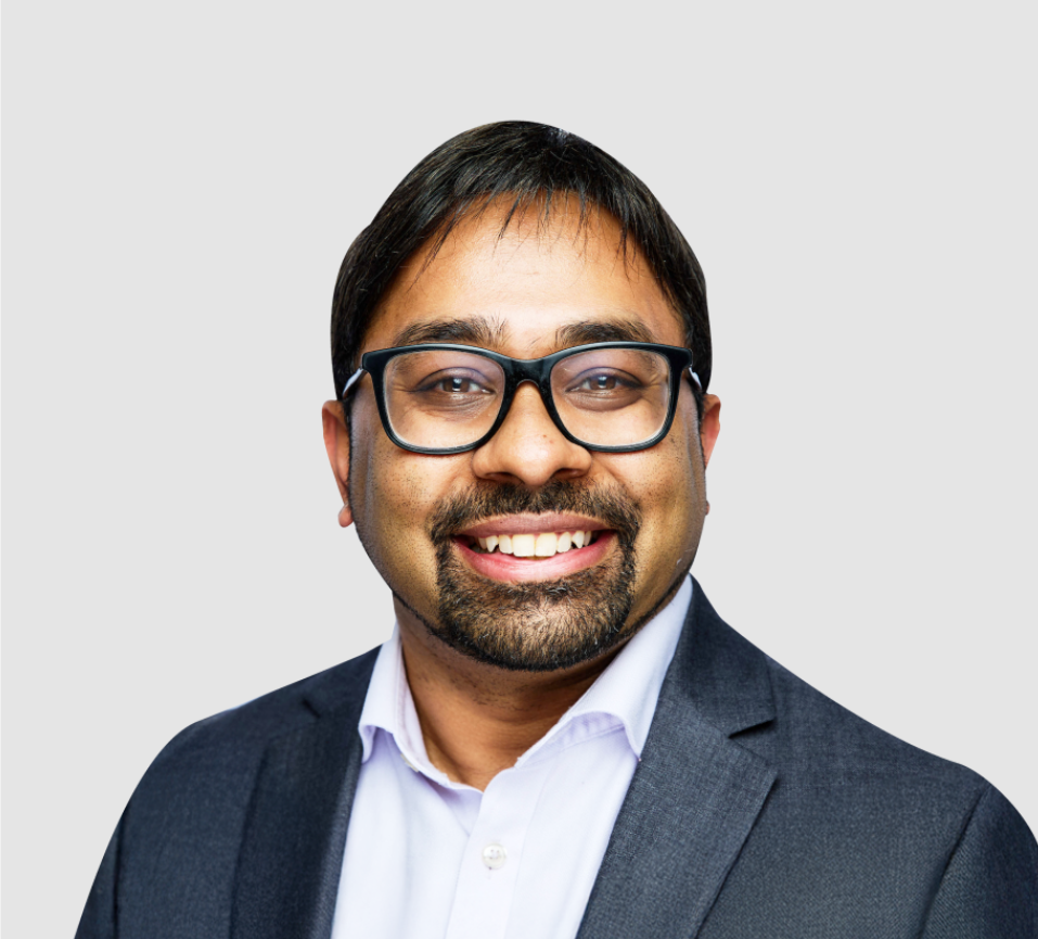 shekar headshot-1